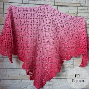 Shawl with hearts