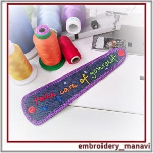 In_the_hoop_Bracelet_3_with_inspirational_words_Embroidery_Manavi_05