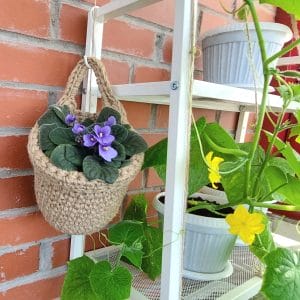 Easy -rochet-plant-hanger-DIY