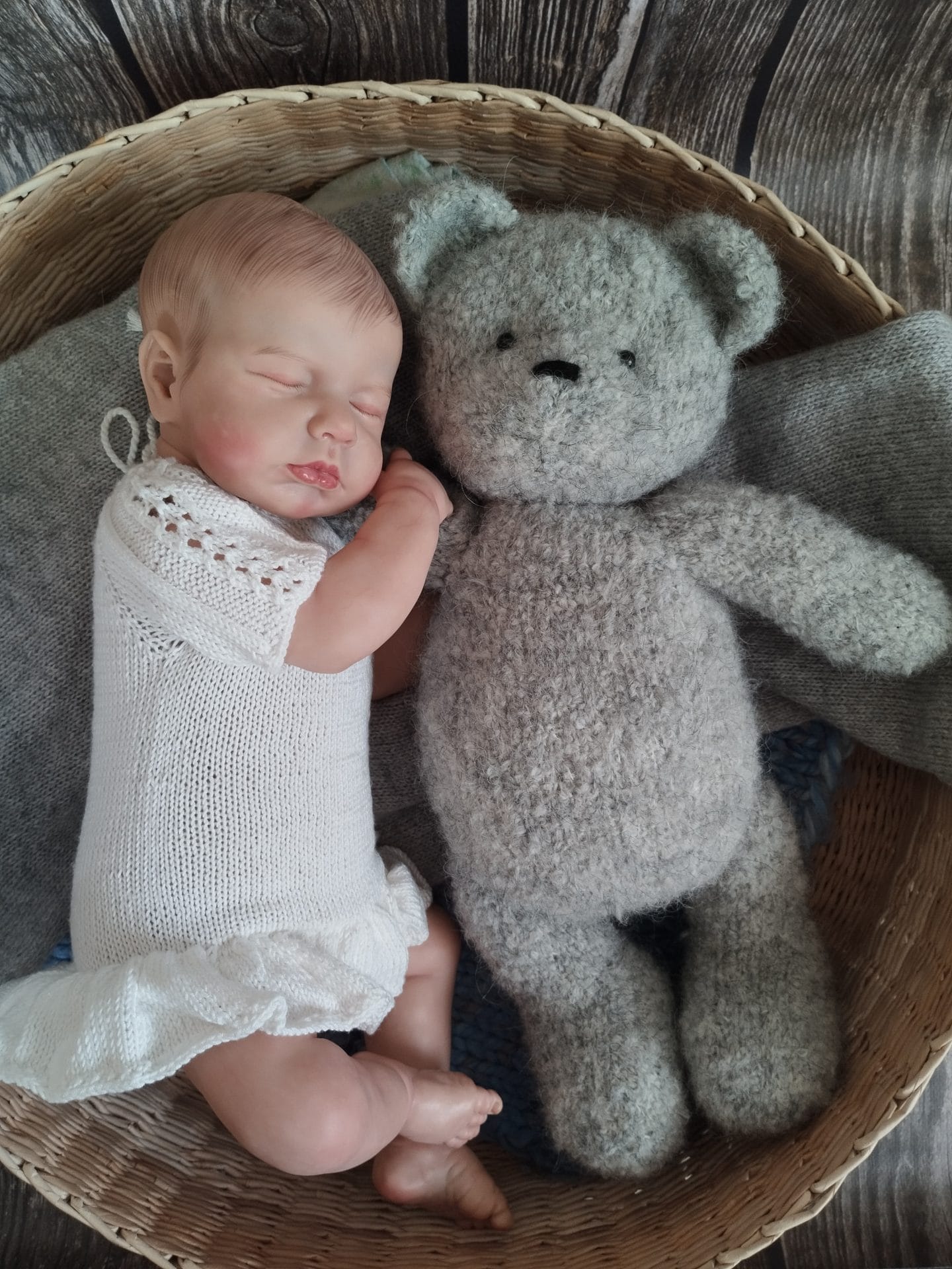 Posing knitted Teddy bear, newborn props, posing toy