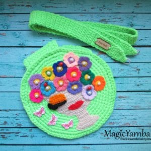 Summer Bag pattern, green round shoulder bag, crochet flowers, exclusive designs, format PDF, magicyarnball