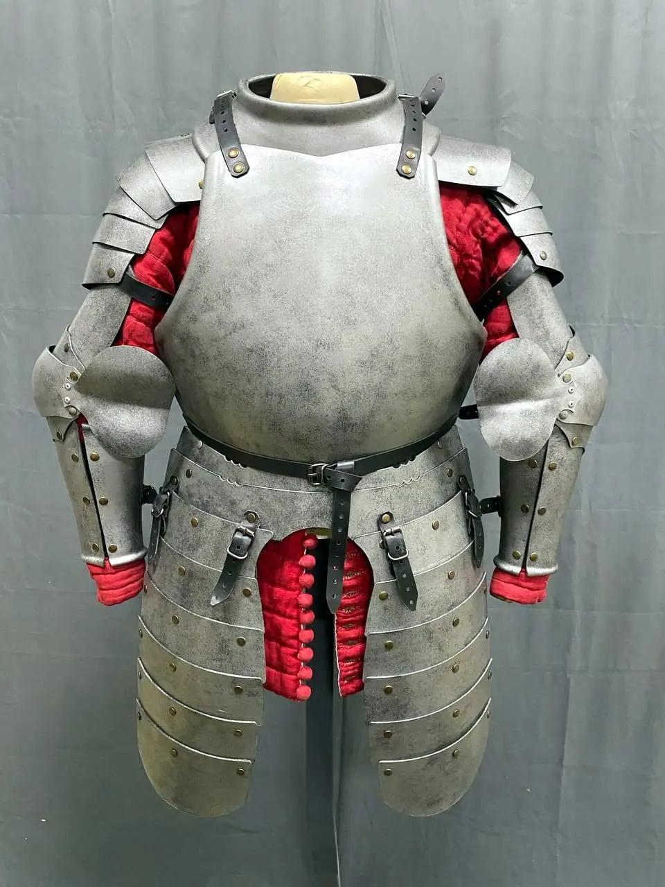 Armor of the 16th-17th centuries Western Europe