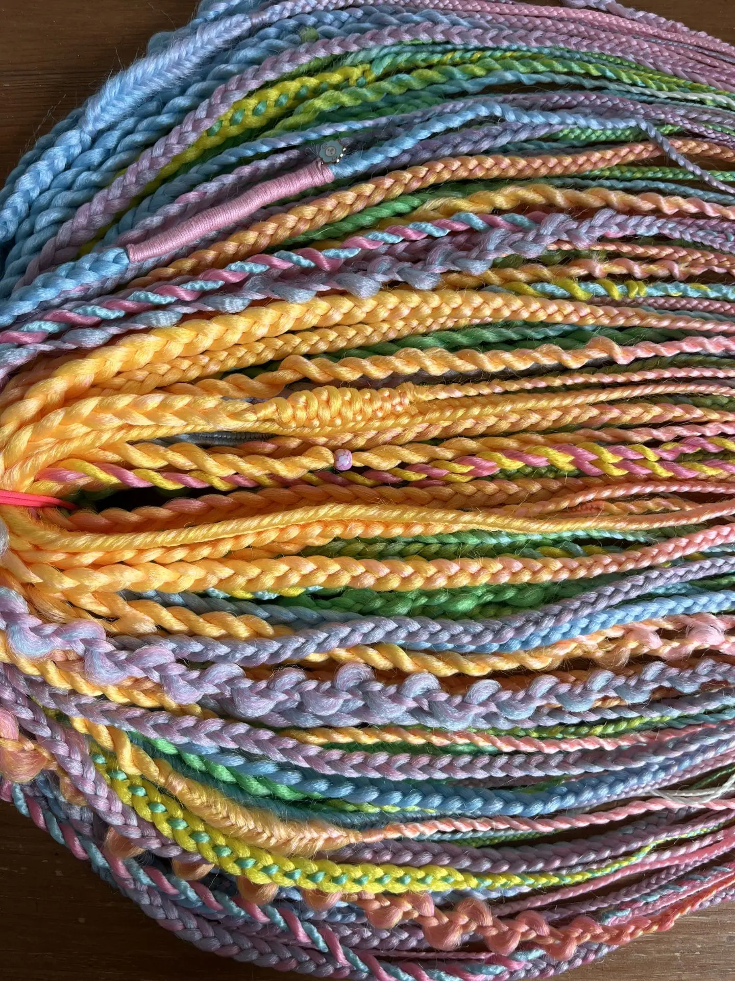 Set of brand new de braids