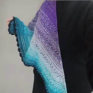 Gradient knitted bactus, bactus their cotton yarns
