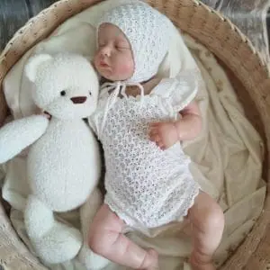 Posing bear, newborn props