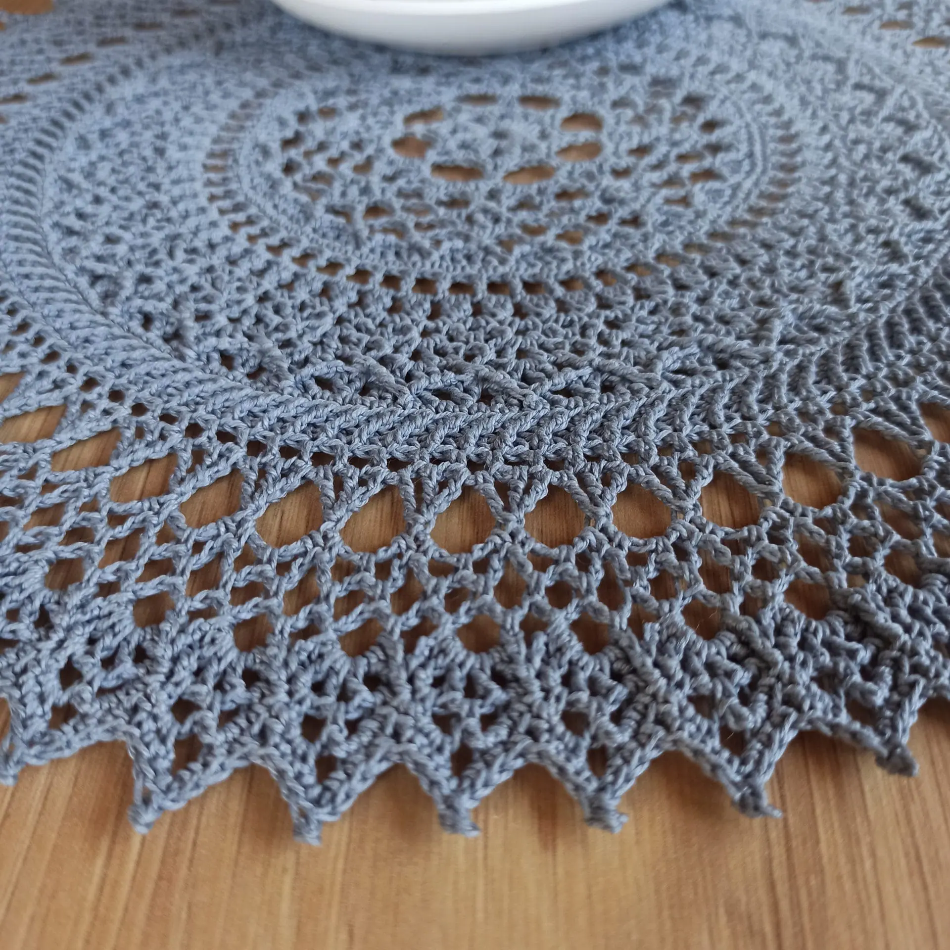 Textured relief doily Alysia of steel (gray) color