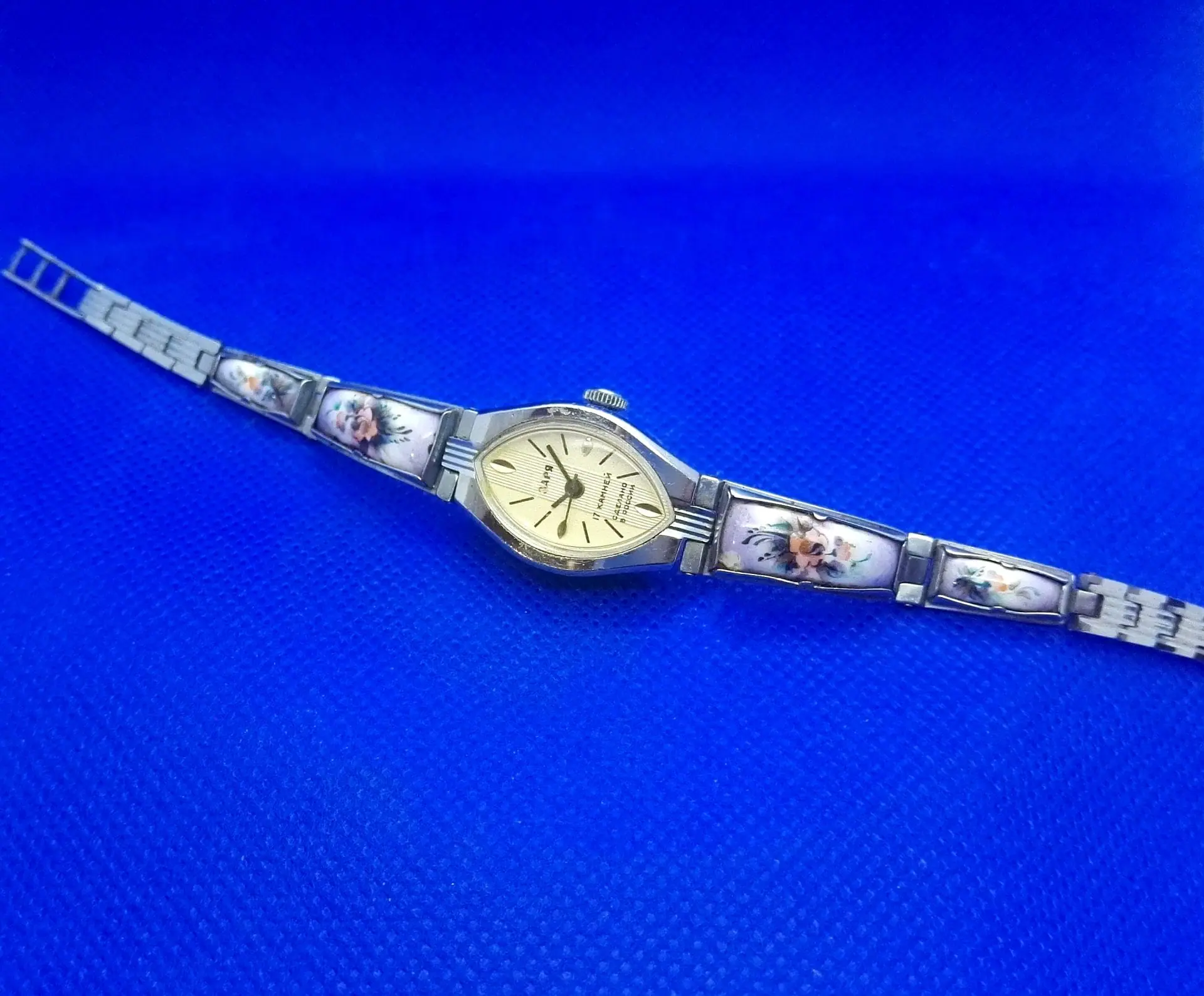 1950's USSR Art Deco ladies watch - Zarja, vintage mechanical store wind up watch ZARJA