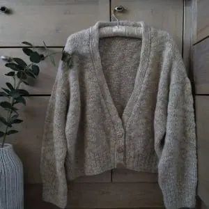 Latte I. Chunky Knit Alpaca Blend Golden Button Cardigan