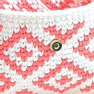 cosmetic-bag-with-button