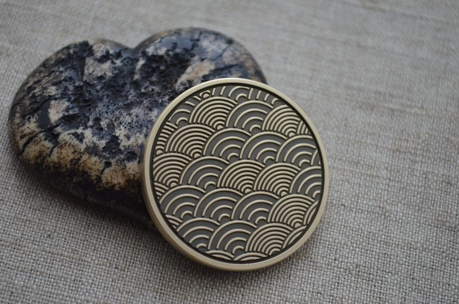 Custom coin with japanese pattern, haptic engraved coin
