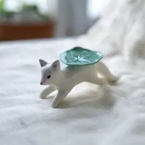 Charming ceramic arctic fox and leaf incense holder
