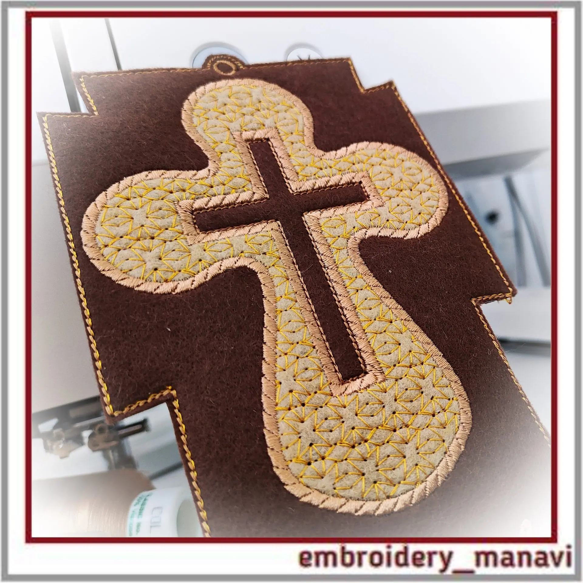 Christian embroidery - Design pendant or bookmark Cross 4 Christian embroidery - Design pendant or bookmark Cross - Image 4