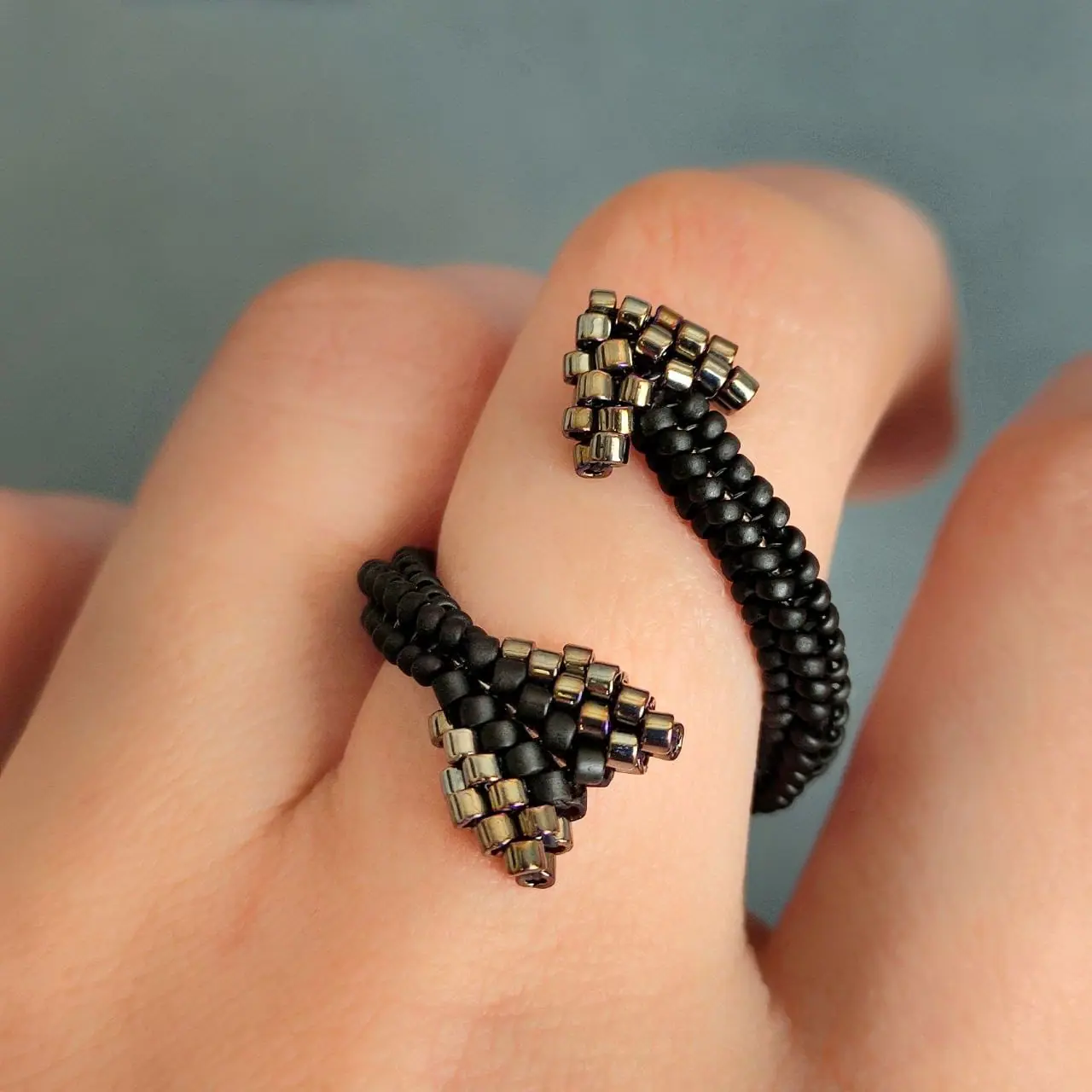 PDF tutorial – Beaded Arrow ring