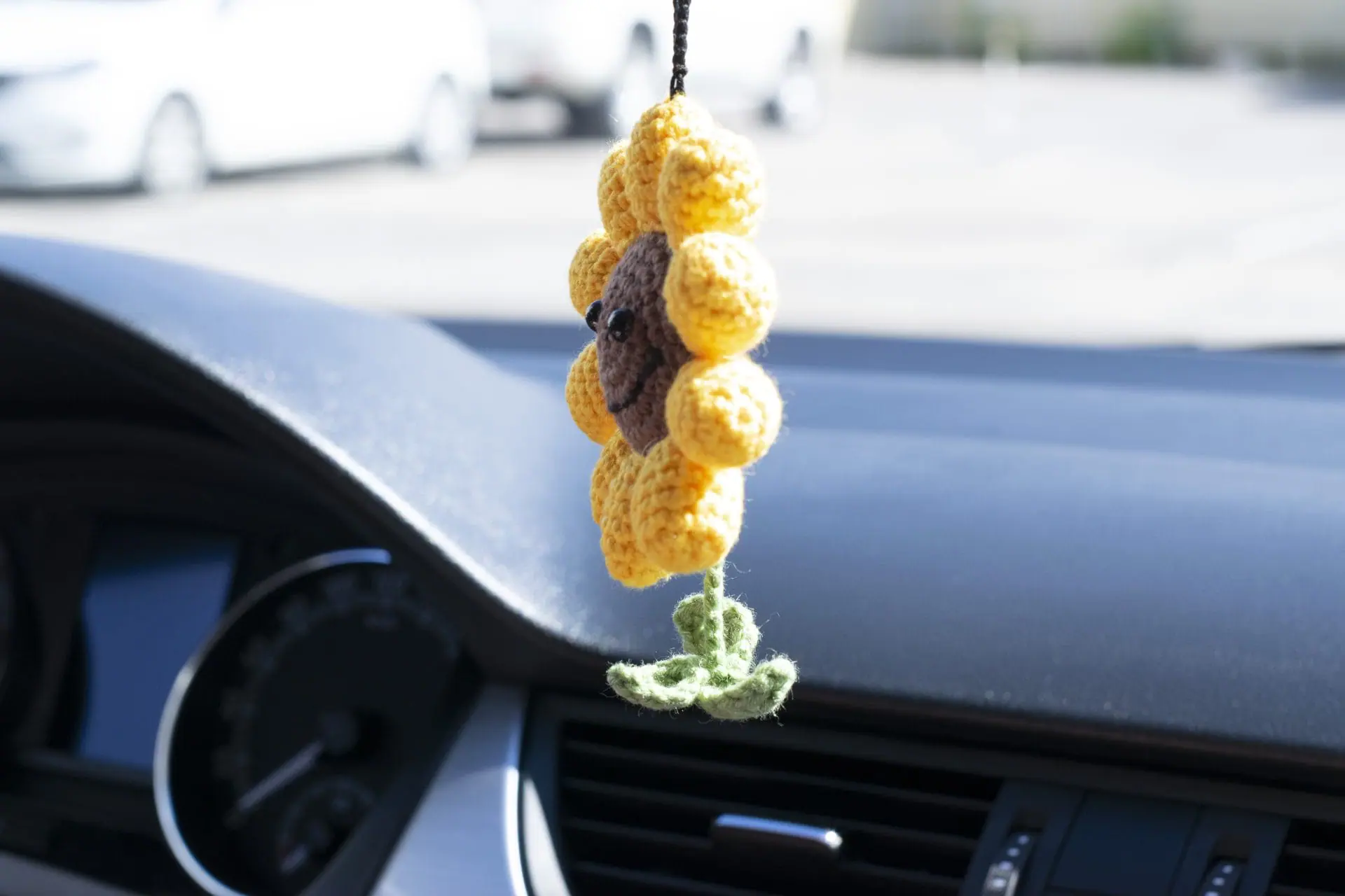 Crocheted sunflower charm car accessory on the rearview mirror 4 Crocheted sunflower charm car accessory on the rearview mirror - Image 4