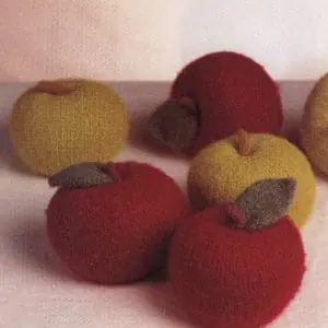 Free Vintage Knitting Pattern Felted Apple