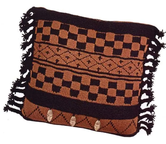 Vintage Knitting Pattern Mudcloth Afghan and Pillow - Image 4