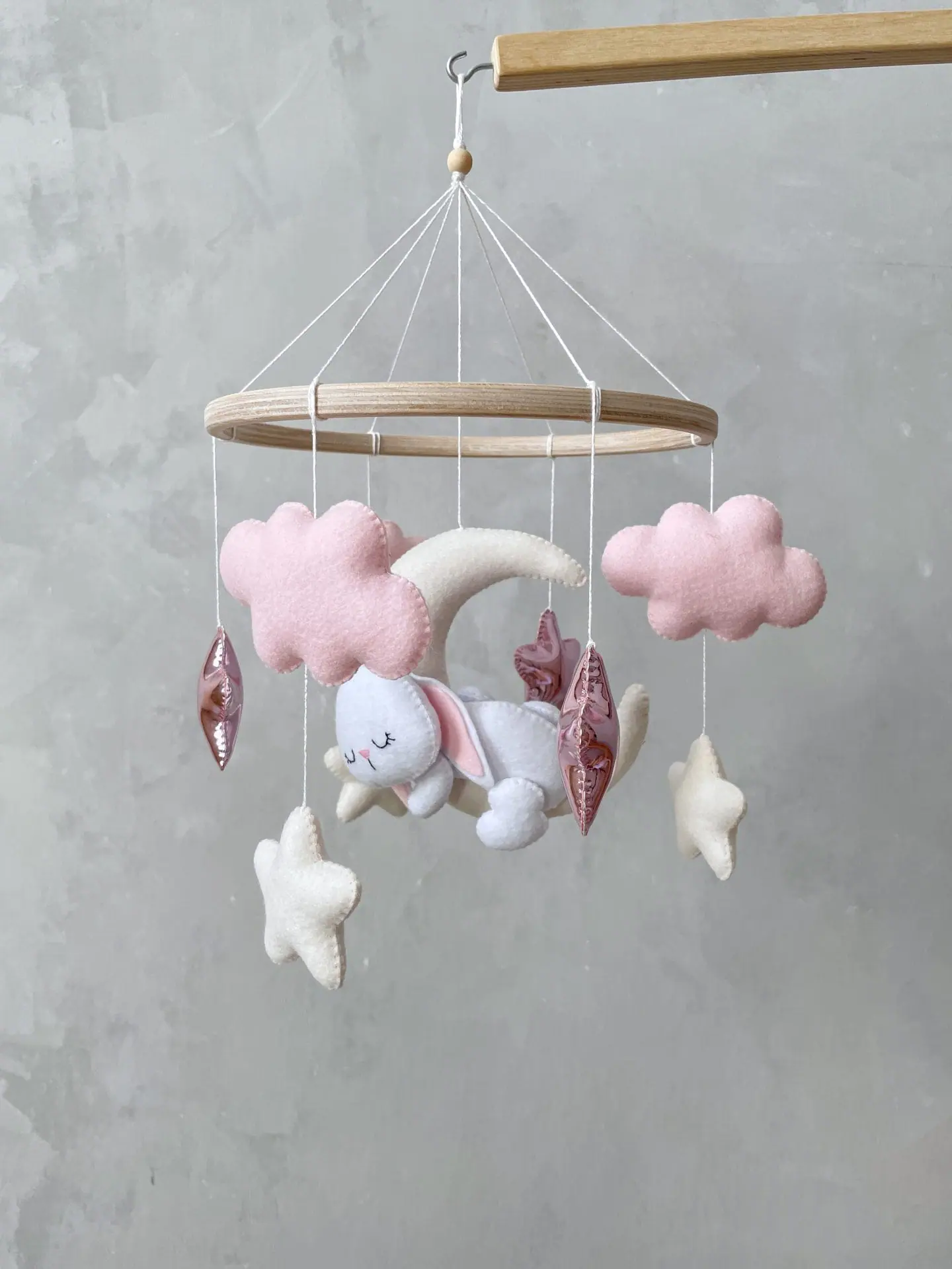 Fashion baby nursery mobile