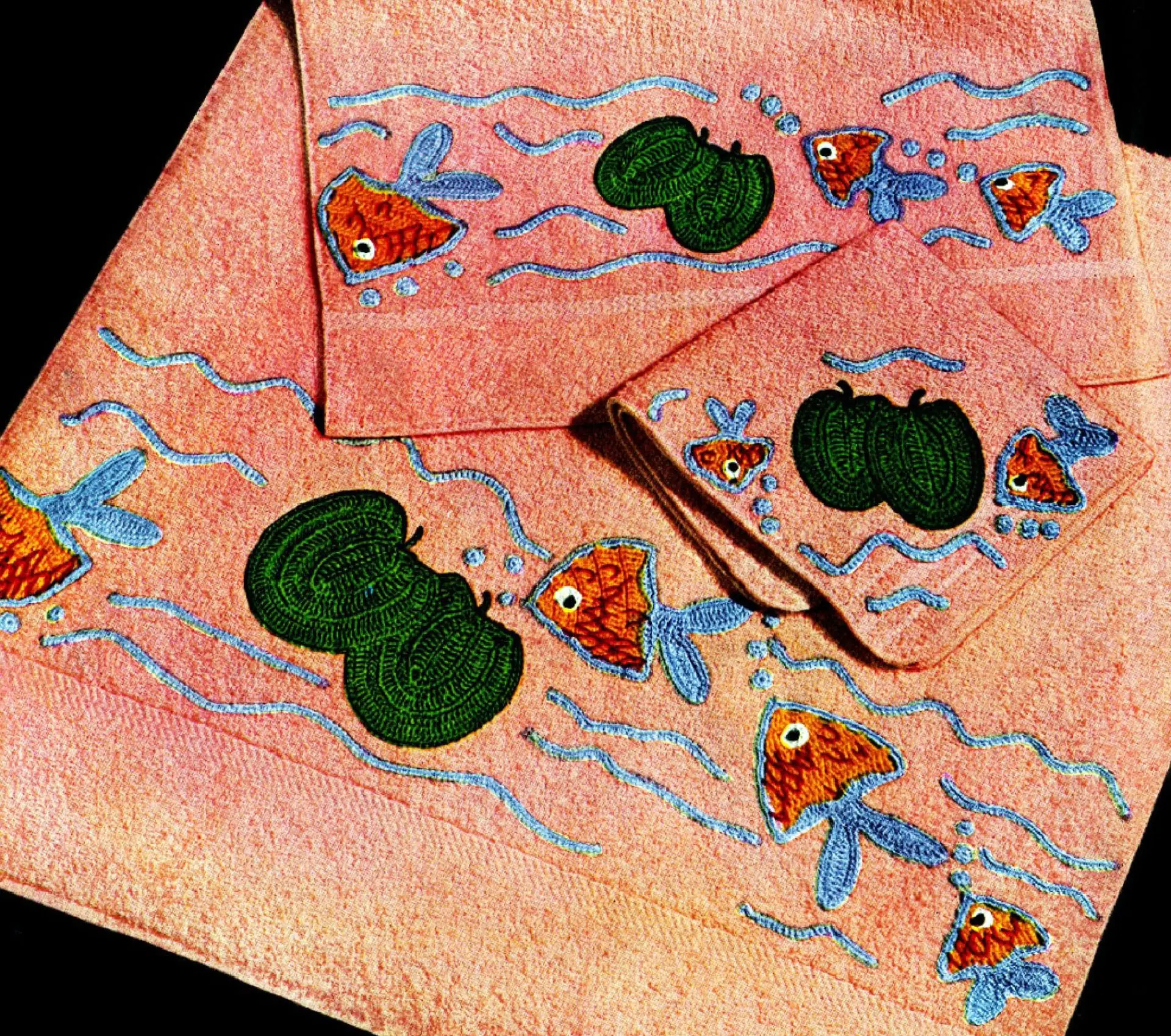 Crochet gold fish bath set, vintage pattern applique, towel home 1 Crochet gold fish bath set, vintage pattern applique, towel home