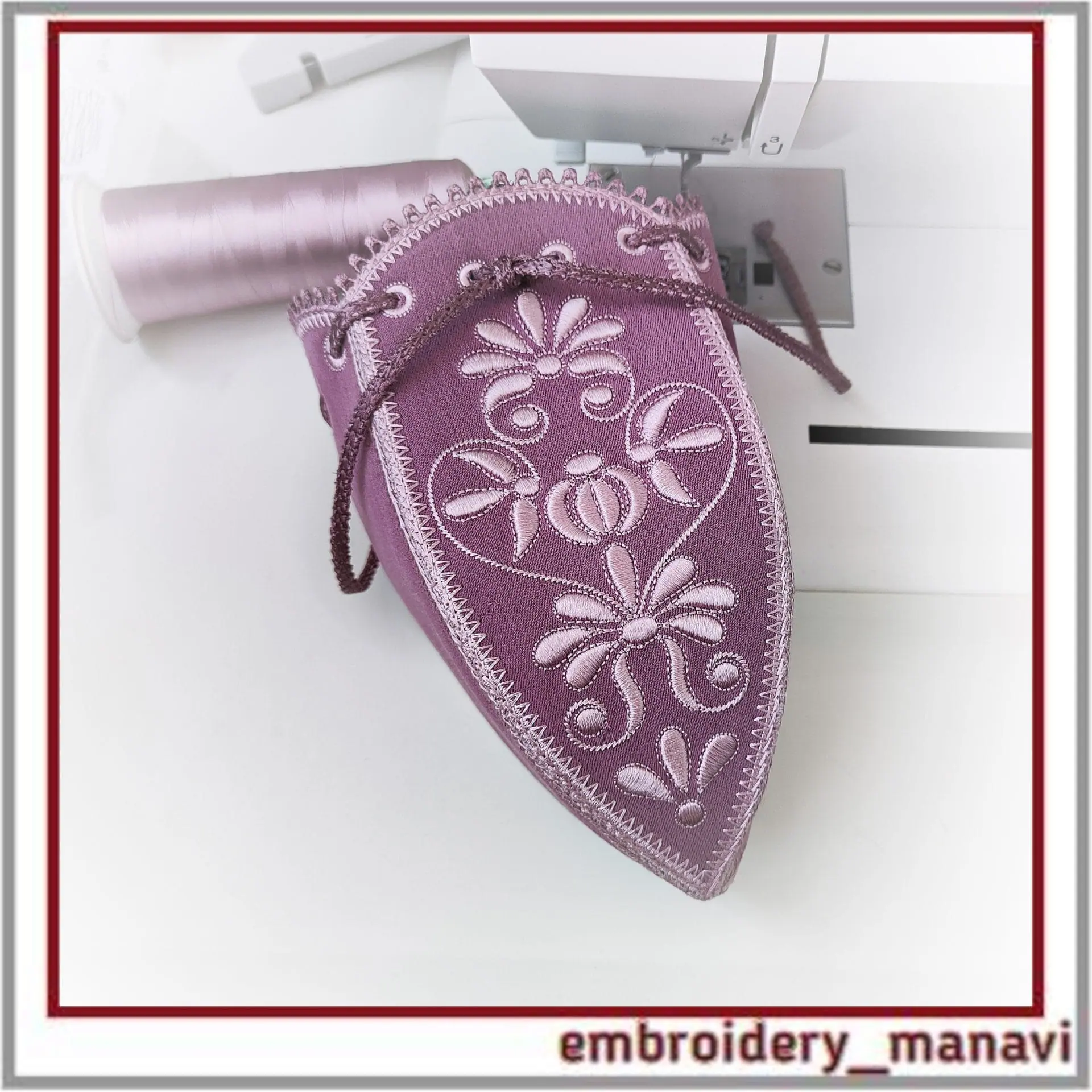 In the hoop Machine Embroidery Design floral pouch bag ITH 3 In the hoop Machine Embroidery Design floral pouch bag ITH - Image 3