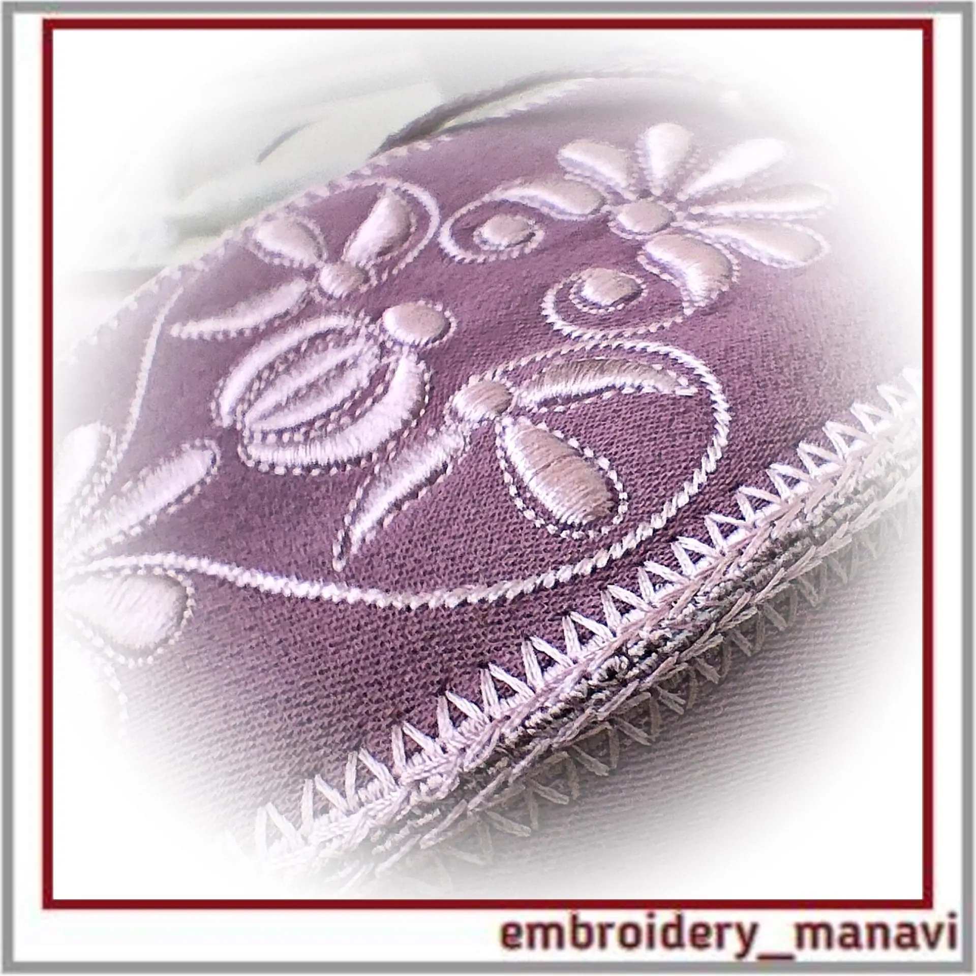 In the hoop Machine Embroidery Design floral pouch bag ITH 5 In the hoop Machine Embroidery Design floral pouch bag ITH - Image 5