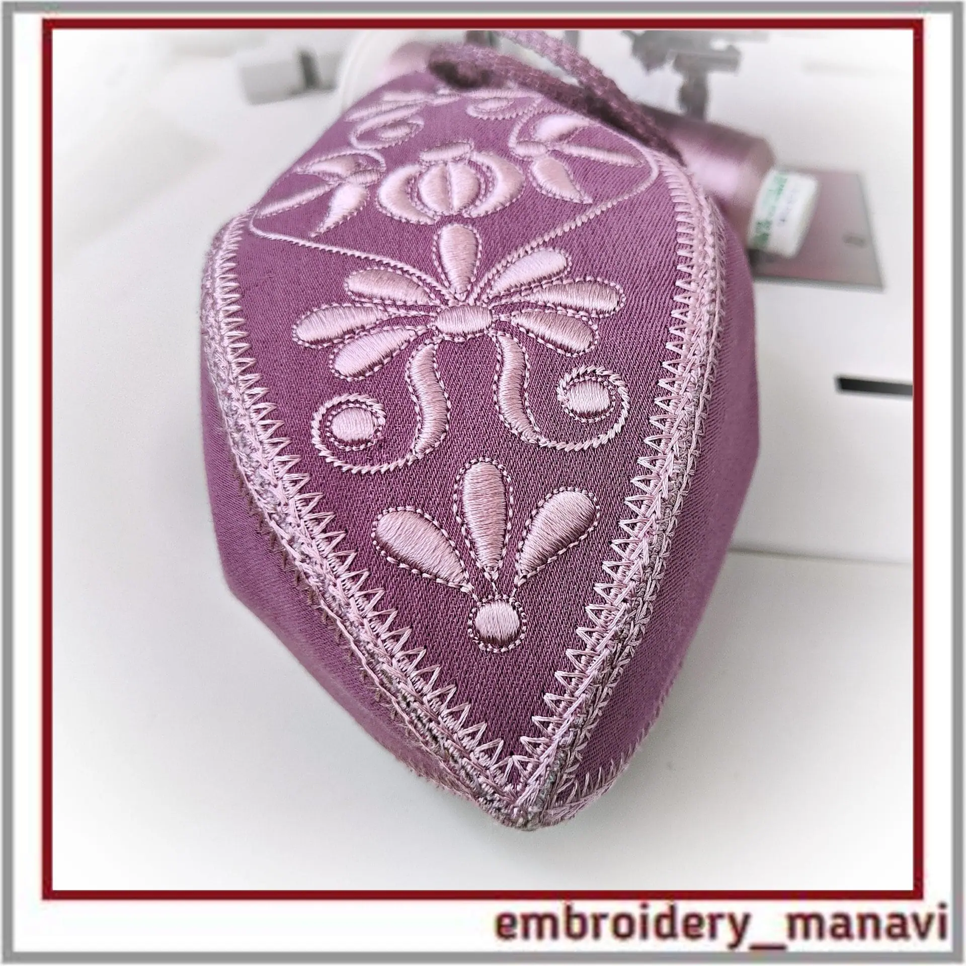 In the hoop Machine Embroidery Design floral pouch bag ITH 6 In the hoop Machine Embroidery Design floral pouch bag ITH - Image 6
