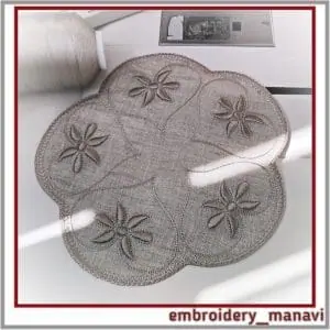 In_the_hoop_embroidery_design_napkin_and_wreath_2_designs_from_Embroidery_Manavi_05