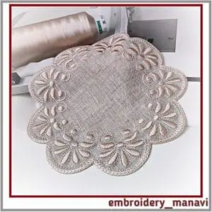 In_the_hoop_embroidery_design_napkin_2_and_wreath_2_designs_from_Embroidery_Manavi_05