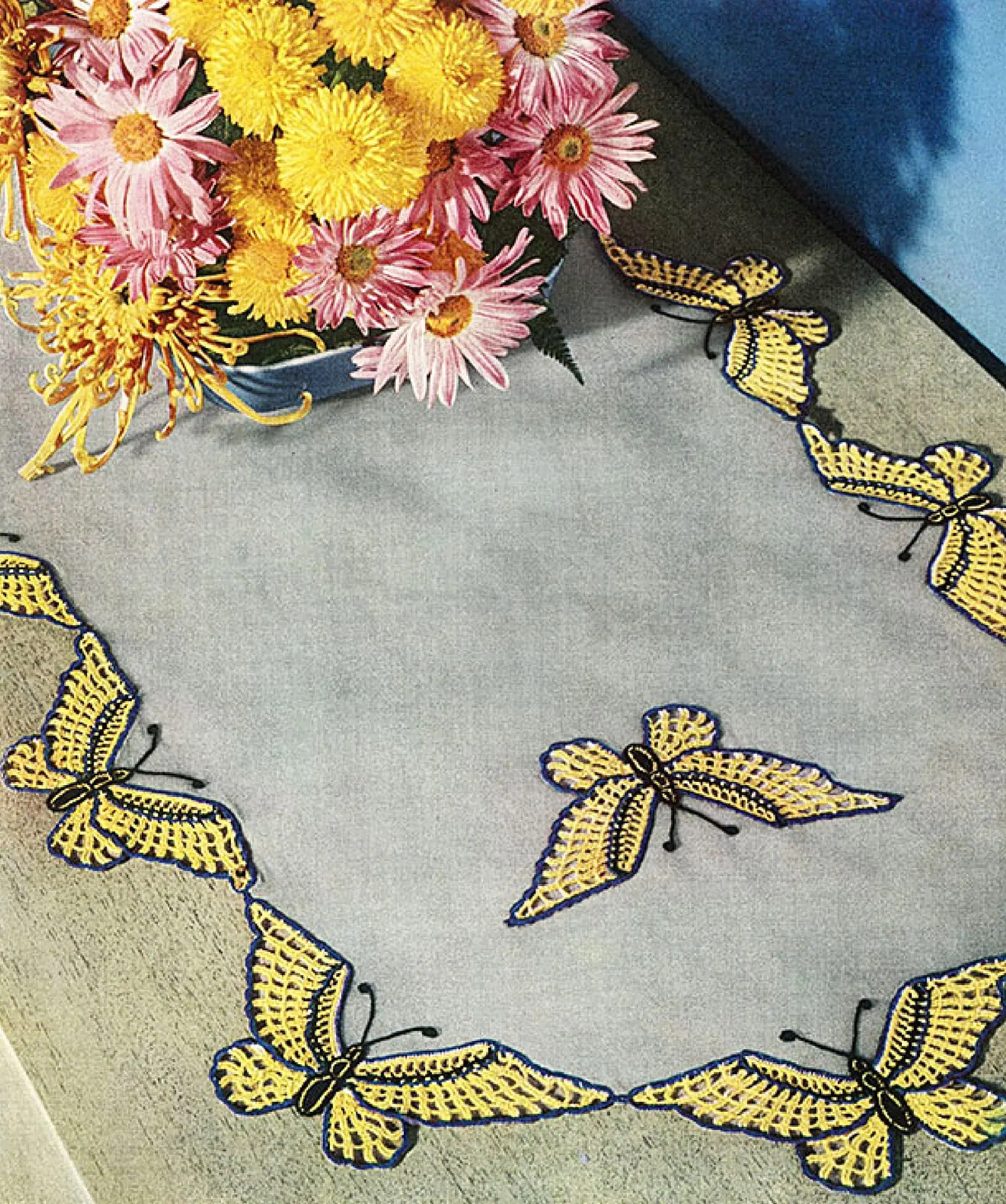 Vintage butterfly runner doily, crochet applique pattern, pdf 1 Awesome handmade butterfly runner from applique doily crochet pattern is a great gift to a close person. Doily crochet pattern from applique butterfly for all skill levels.