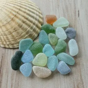 Set of genuine sea glass (20 pcs.) A185