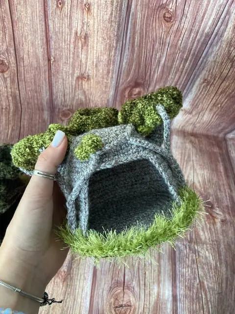 Animal Den, play animals den