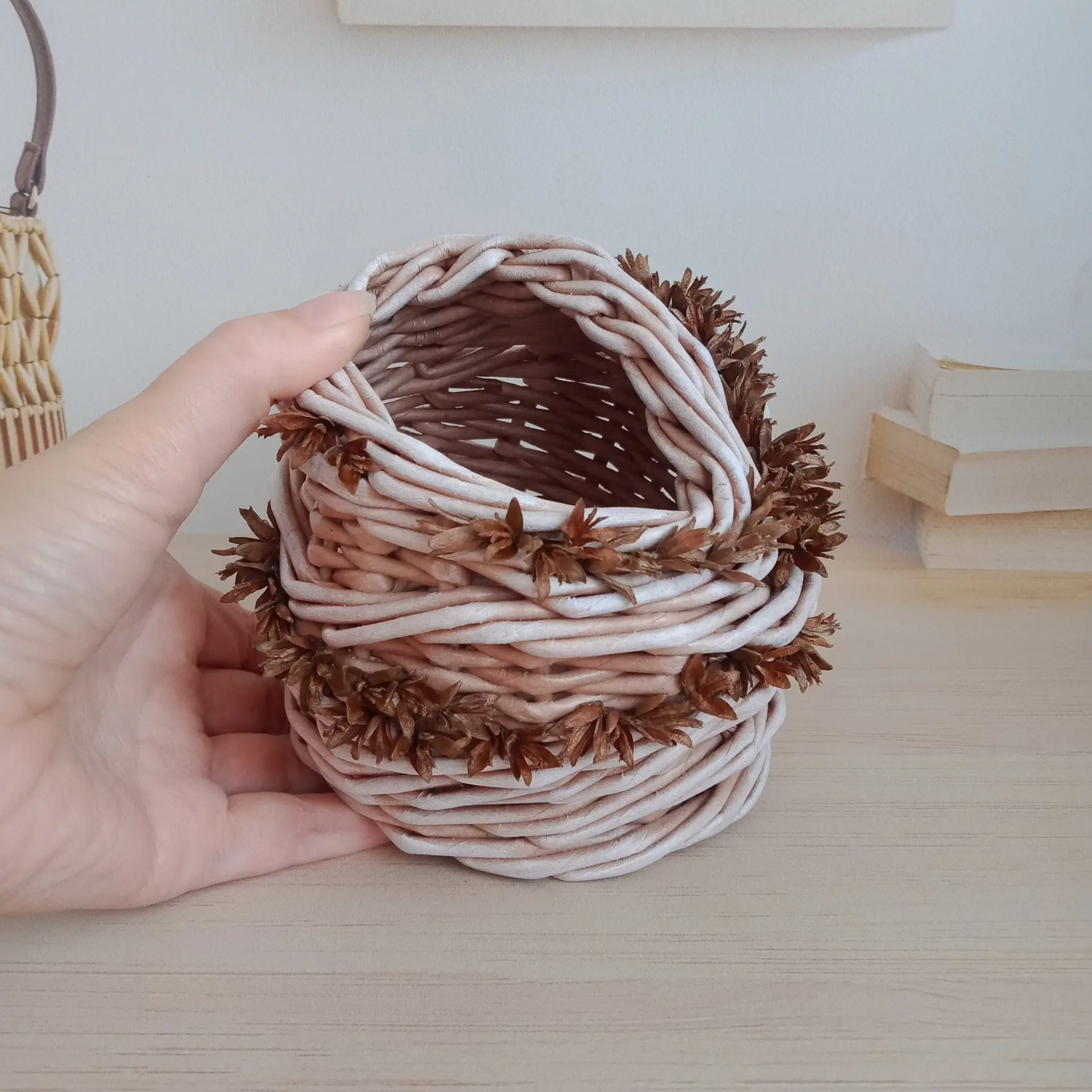 Small unique wicker paper beige basket with cones