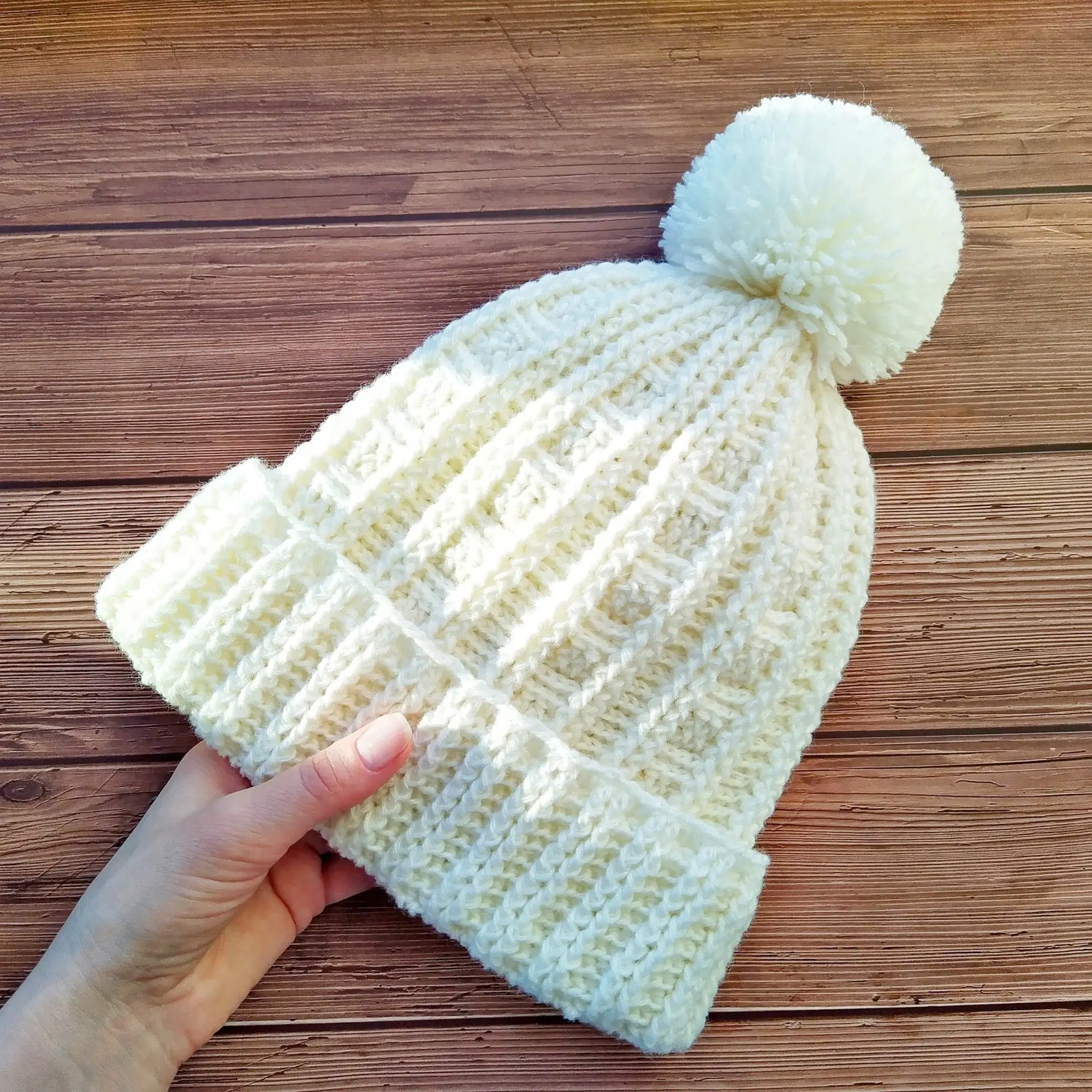 Easy crochet hat patterns Fingerless gloves tutorial for women 5 Crochet beanie hat with pom pom and fingerless gloves patterns for women includes instructions, photos, diagram and video.