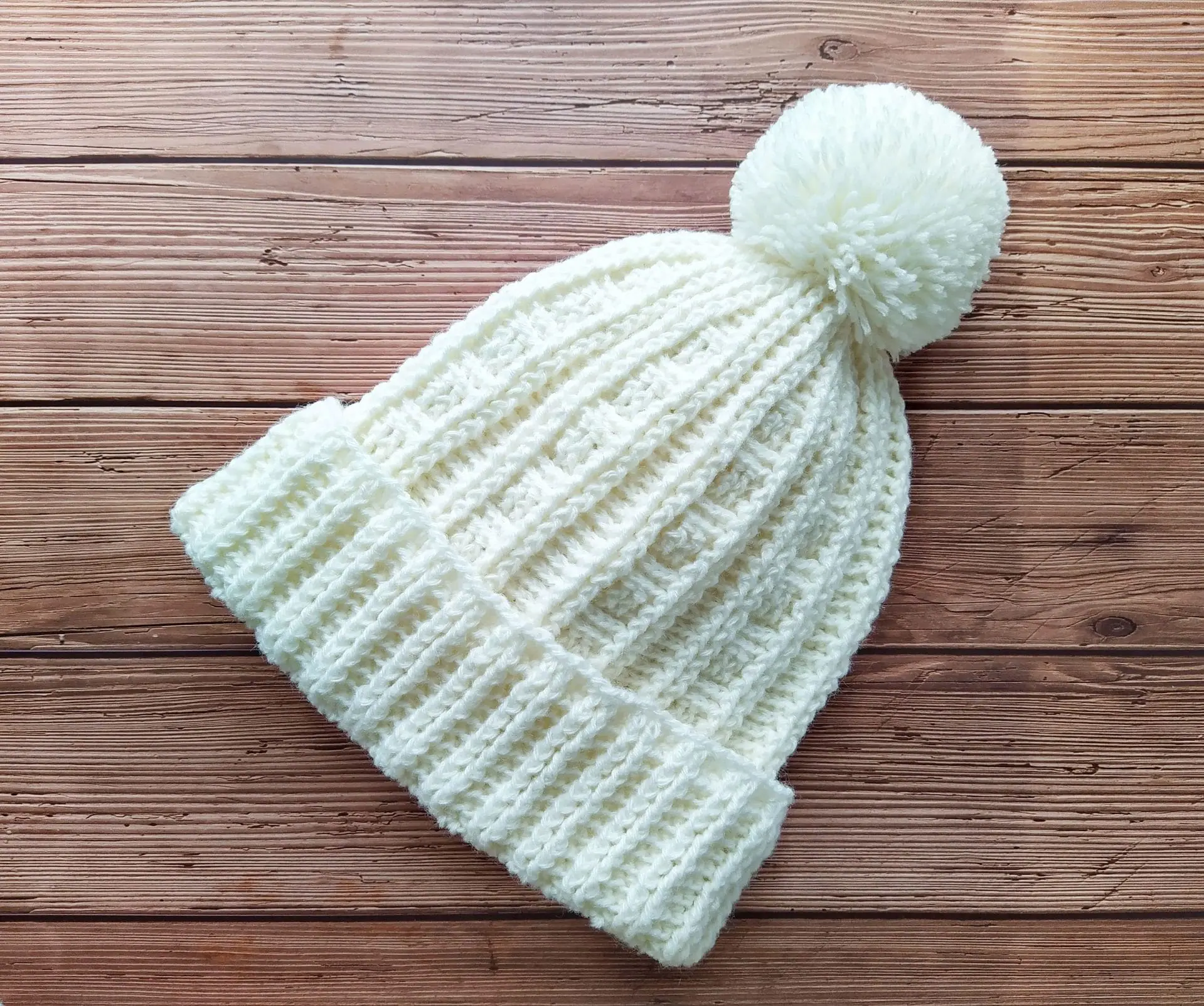 Easy crochet hat patterns Fingerless gloves tutorial for women 4 Crochet beanie hat with pom pom and fingerless gloves patterns for women includes instructions, photos, diagram and video.