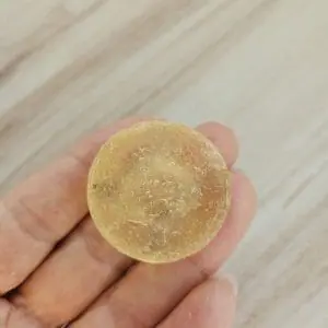 Yellow sea glass bottom Y31