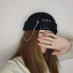 skull beanie crochet
