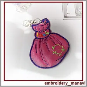 In_The_Hoop_Design_keychain_charm_key_fob_ITH_from_Embroidery_Manavi_05