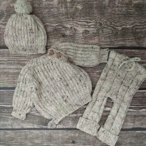 Newborn set with volume sweater