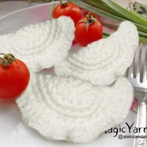 Free crochet dumplings for games, pattern crochet toy, amigurumi