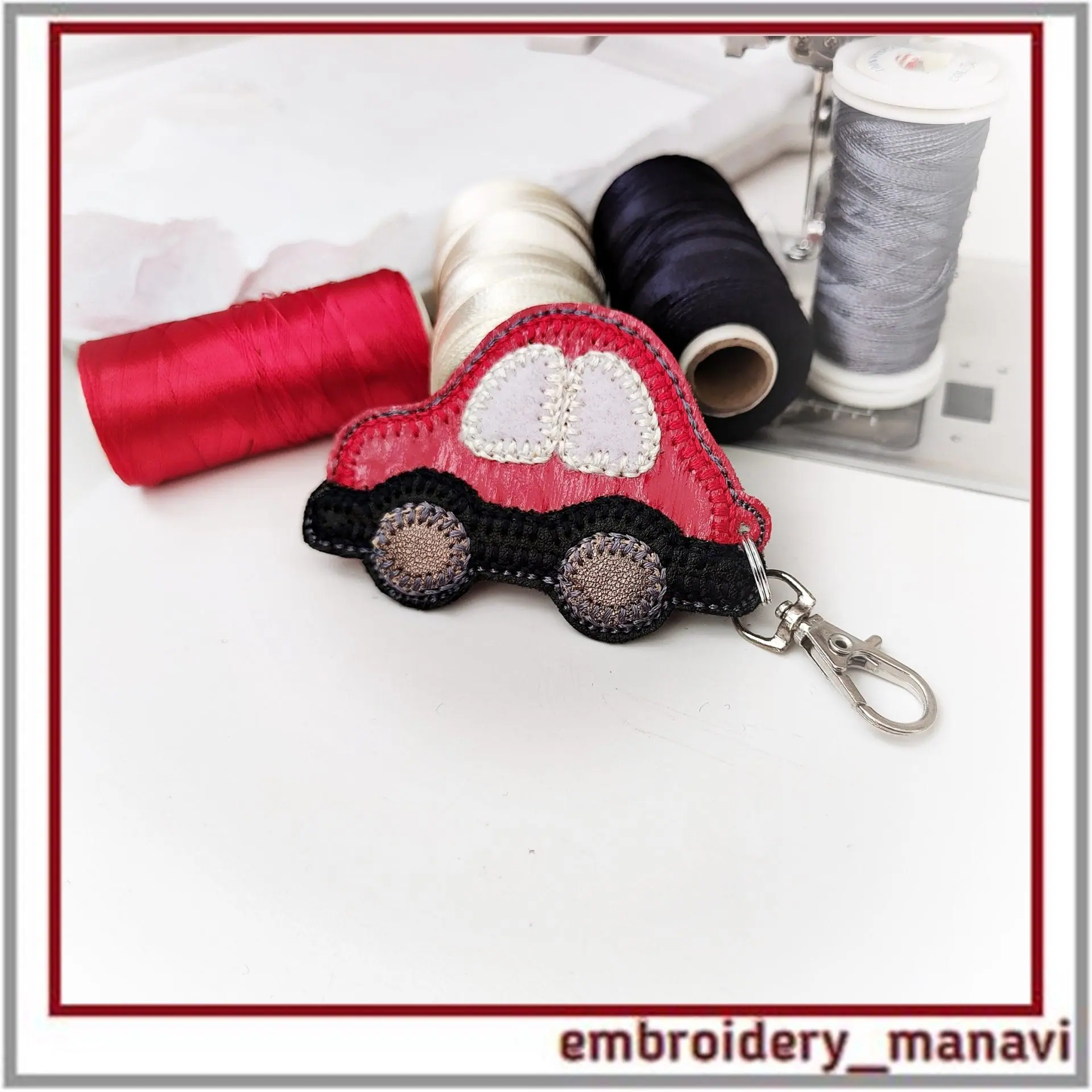 In_the_hoop_Keychain_Car_embroidery_design_ITH_key_fob