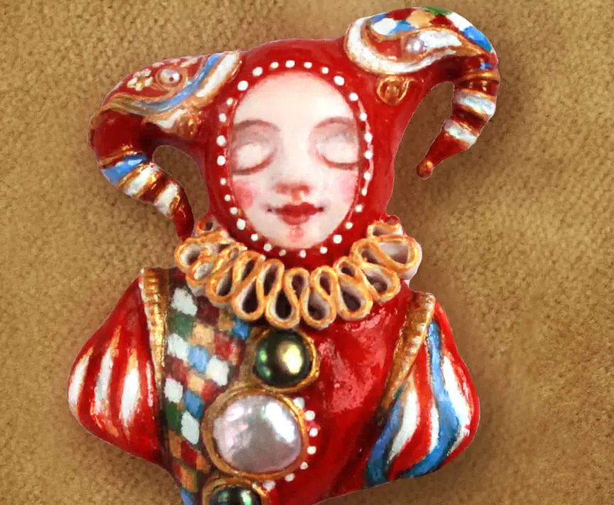 The Harlequin brooch with natural pearls