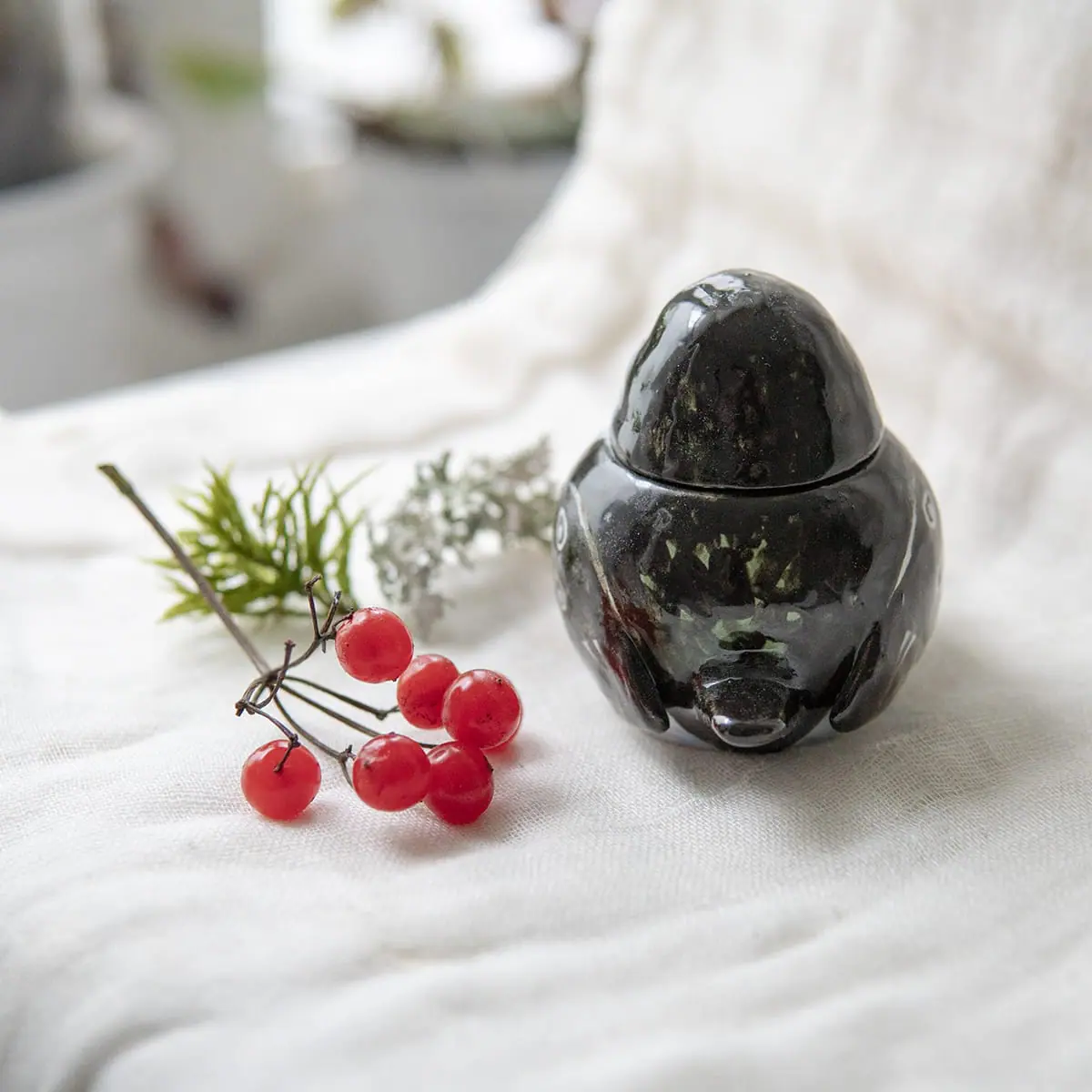 Cute Ceramic Robin bird trinket box Bird jewelry box 3 Cute Ceramic Robin bird trinket box Bird jewelry box - Image 3