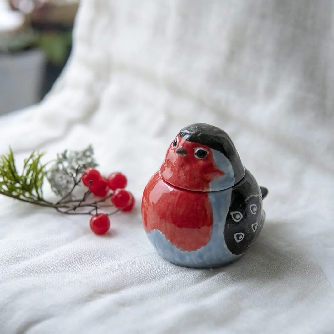 Cute Ceramic Robin bird trinket box Bird jewelry box 7 Cute Ceramic Robin bird trinket box Bird jewelry box - Image 7