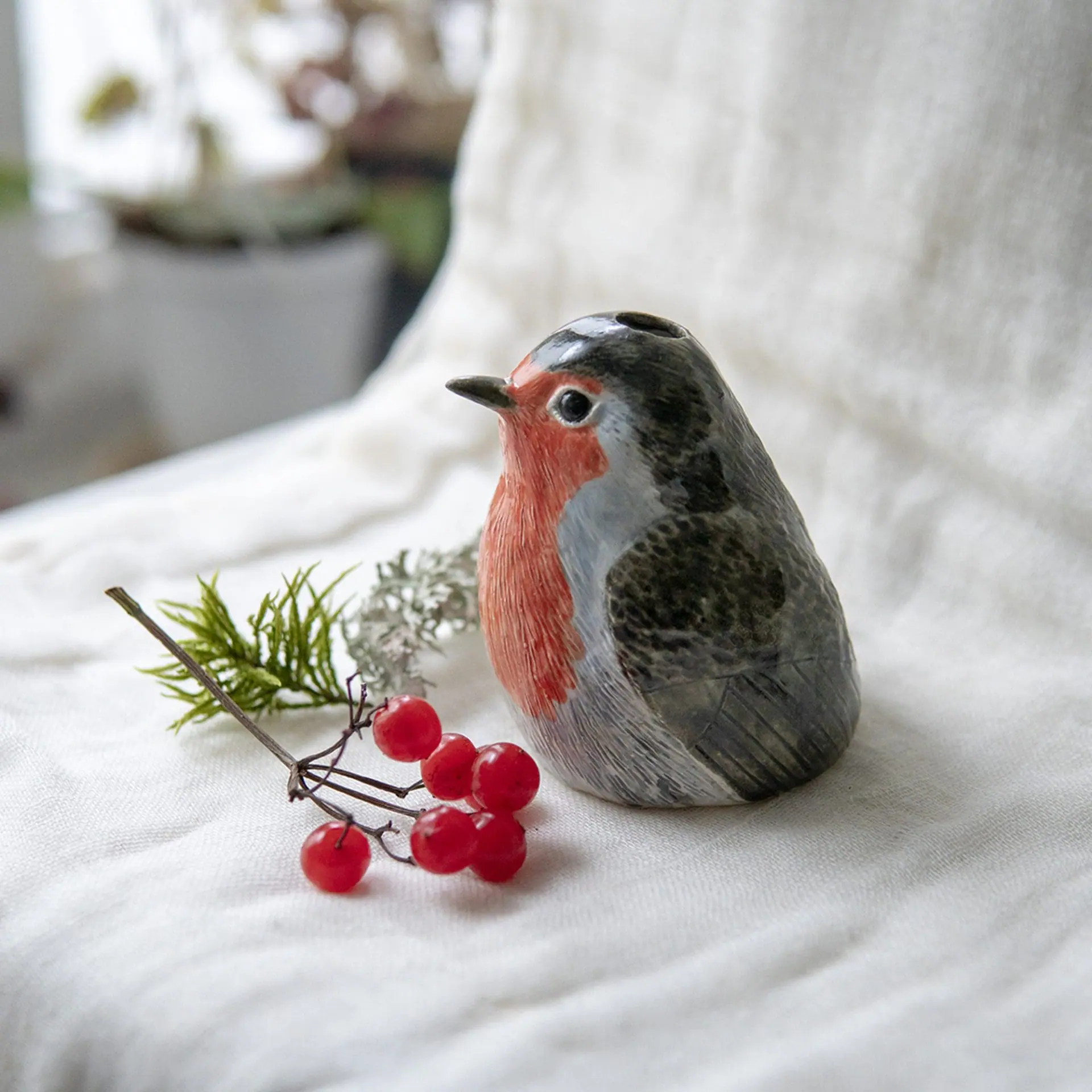 Cute Ceramic Robin Bird Vase, Whimsical Bird Lover's Gift 2 Cute Ceramic Robin Bird Vase, Whimsical Bird Lover's Gift - Image 2