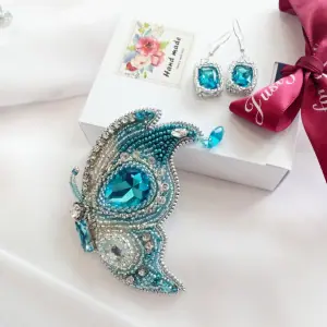 Embroidered-aquamarine-butterfly-brooch-pin