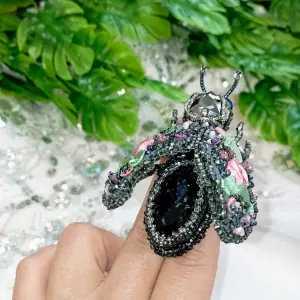 grey-crystal-insect-brooch-pin
