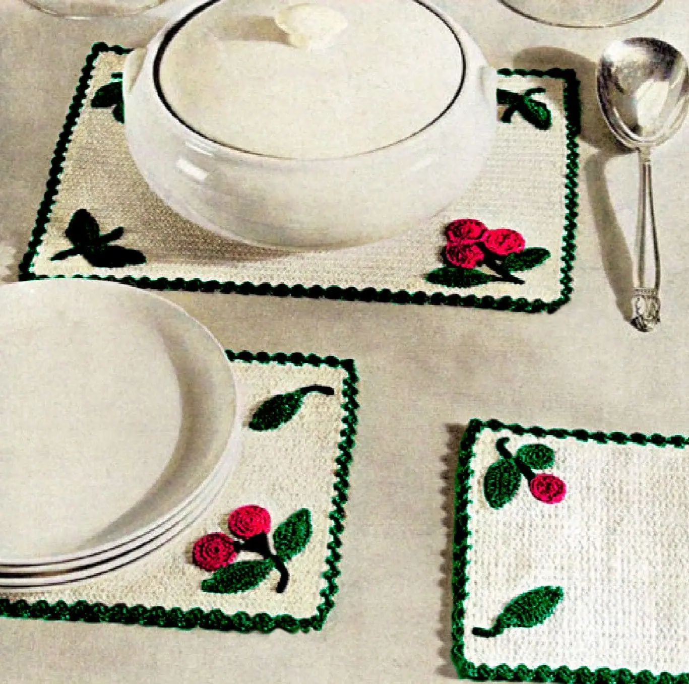 Pattern vintage crochet, cherry jubilee mats, home decor napkin 1 Pattern vintage crochet, cherry jubilee mats, home decor napkin