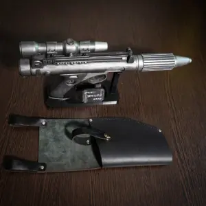 DH-17 Blaster Pistol Replica: Star Wars Cosplay Weapon with Leath
