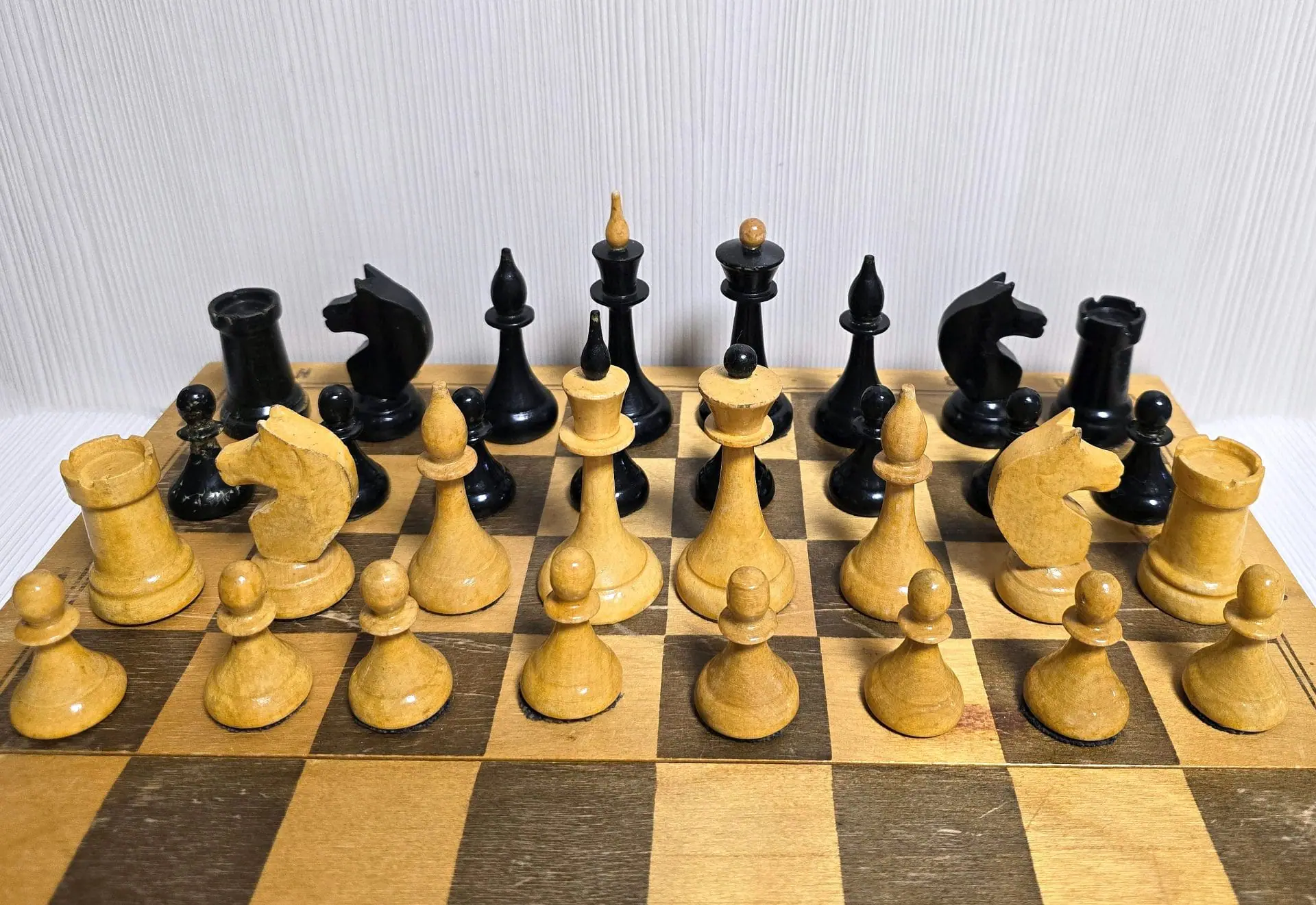 Soviet Antique Wooden Chess. Mordvin Latvian chess set 1970 4 Soviet Antique Wooden Chess. Mordvin Latvian chess set 1970 - Image 4