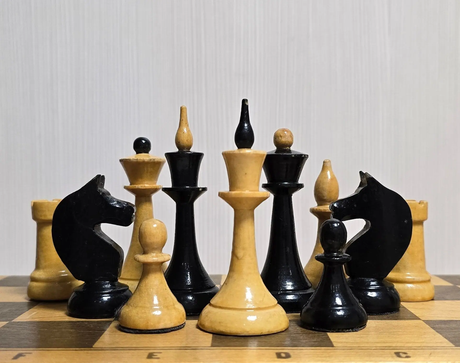 Soviet Antique Wooden Chess. Mordvin Latvian chess set 1970 7 Soviet Antique Wooden Chess. Mordvin Latvian chess set 1970 - Image 7