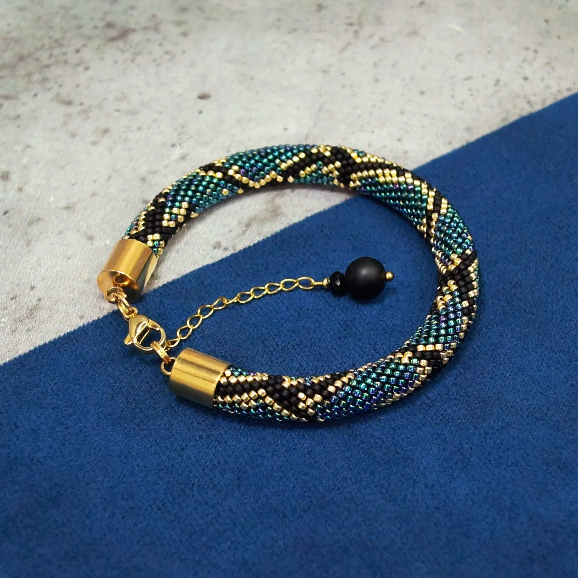 Handmade knitted beaded set + braided earrings, bead jewelry set 3 handmade jewelry, bead crochet necklace, bracelet, earrings, gift for her, unique design, knitted beaded bracelet, knitted jewelry set, brided earrings, bead crochet set, smyken